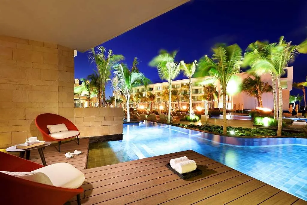 Hotel Trs Coral Costa Mujeres Cancún México