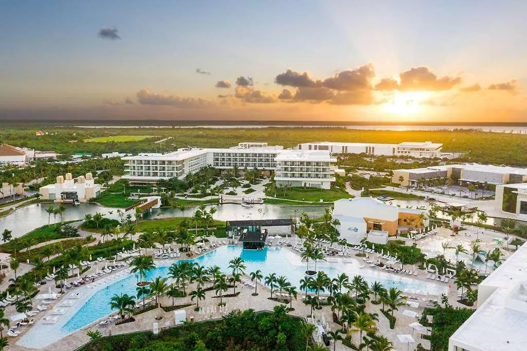 Hotel Trs Coral Costa Mujeres Cancún México